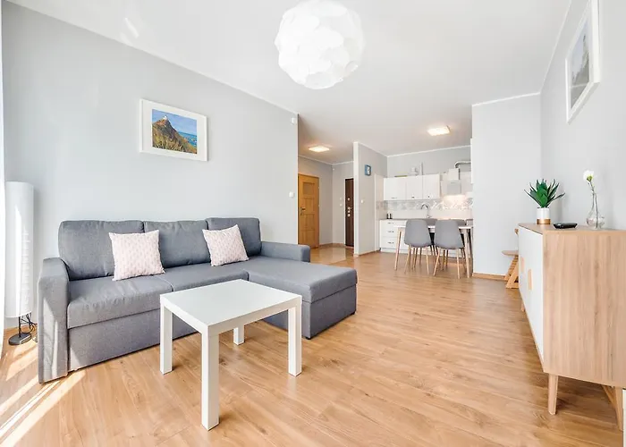 Rybacka, Sun & Snow *