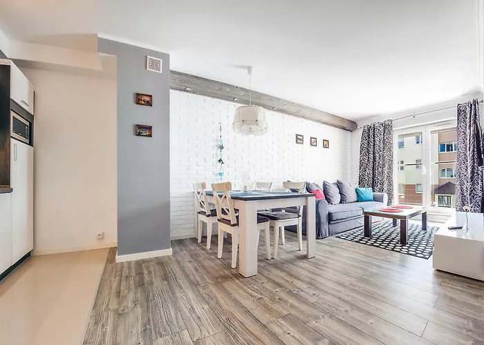 Rybacka, Sun & Snow *