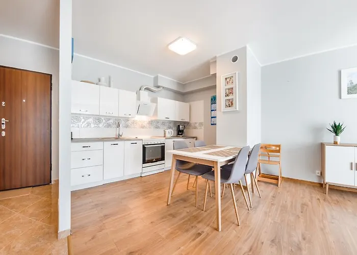 Rybacka, Sun & Snow *